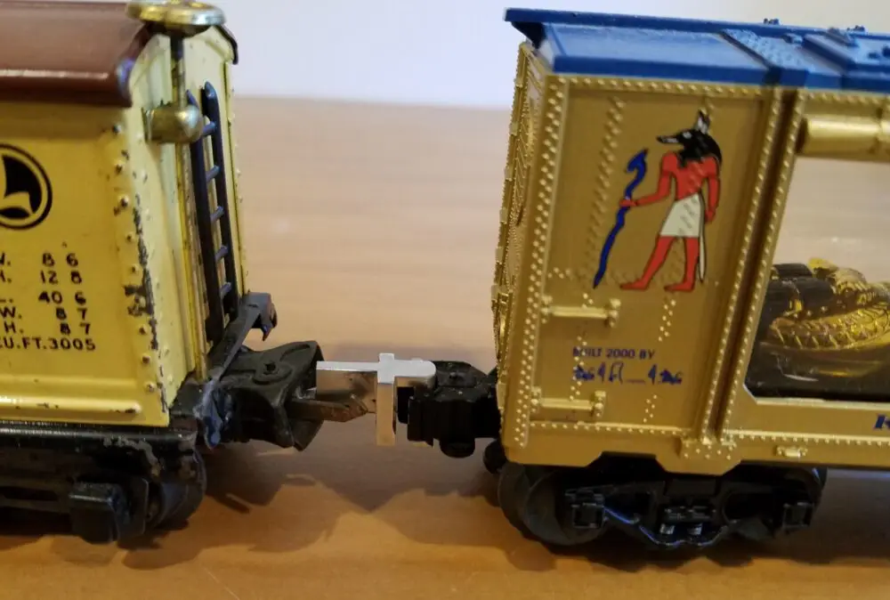 Coupler Adapter - O Ga Lionel Latch/ Box to Knuckle - Image 4