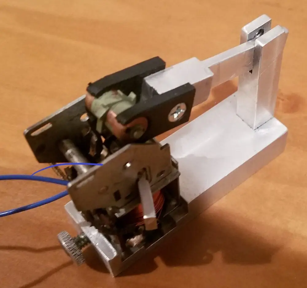 E Unit Station with Breaker Bar - STD & O gauge - Image 6