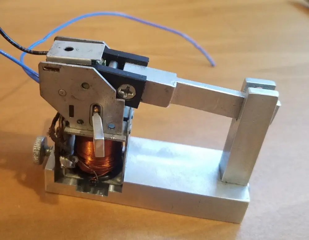 E Unit Station with Breaker Bar - STD & O gauge - Image 3
