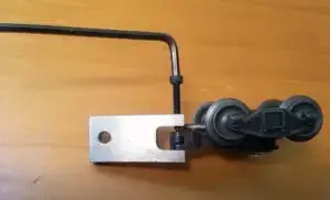 Lionel Knuckle Rivet