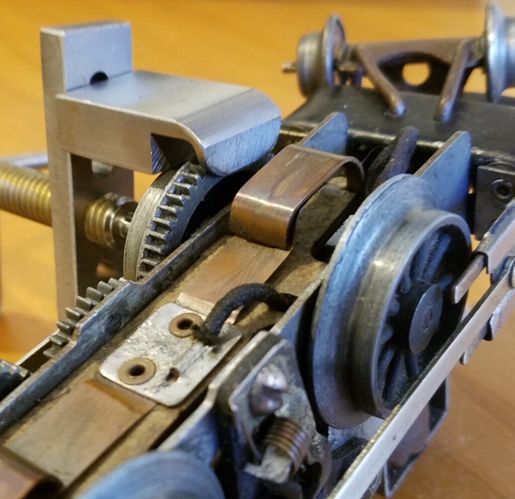 Large Gauge Wheel Puller w/ Standard & Special Duty Jaws Comb O Gauge