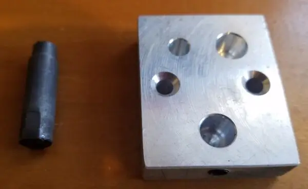 Rivet Remover / Station