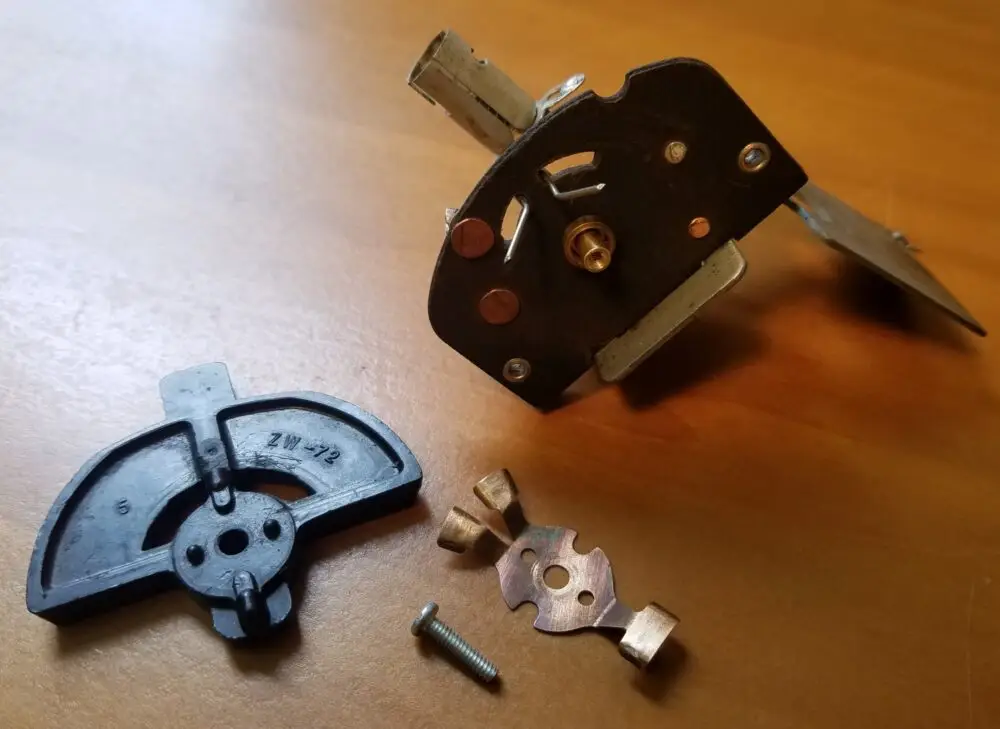 Reusable ZW-74 Switch Rivet (Pair) - Image 4
