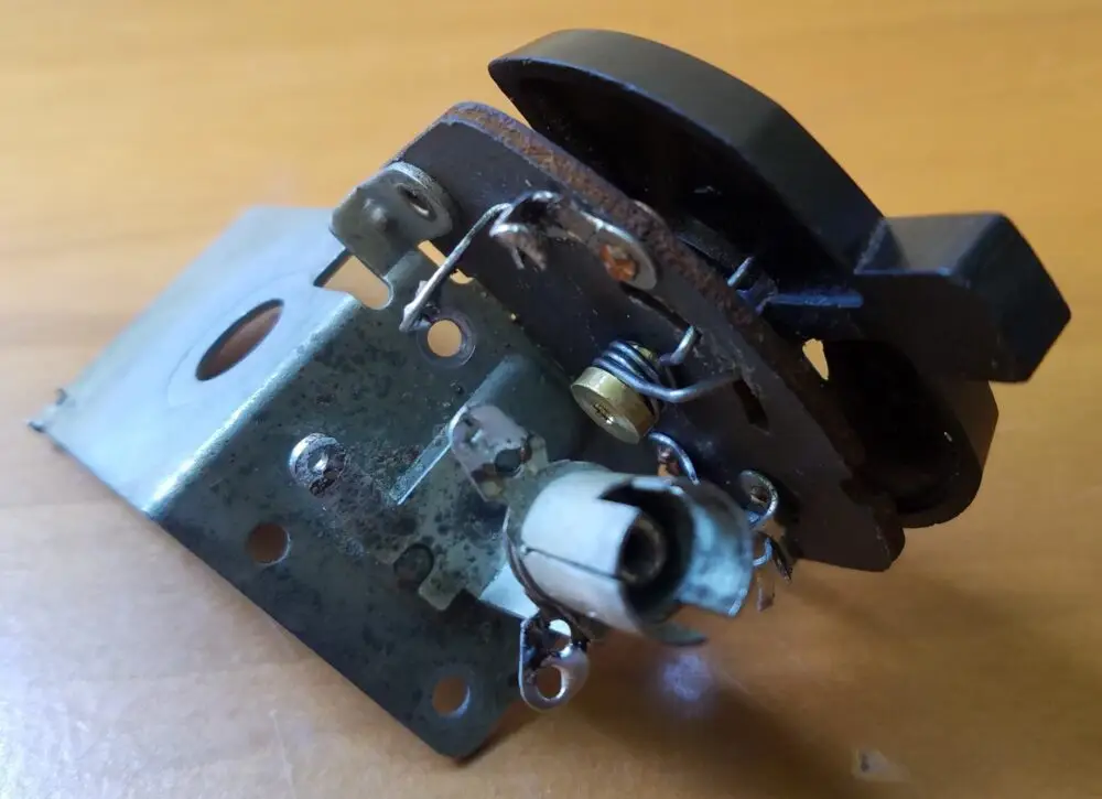 Reusable ZW-74 Switch Rivet (Pair) - Image 2